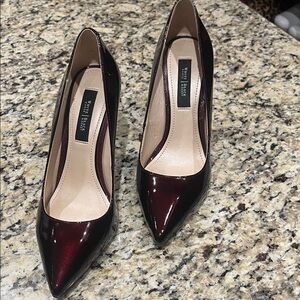 White House Black Market Black and Burgundy Heels